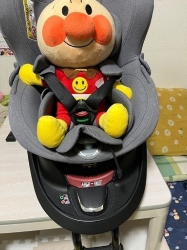 お譲り先きまりました！2月中！もう少しお値下げOK!連絡ください】新生児から4歳ごろまでOK!チャイルドシート
