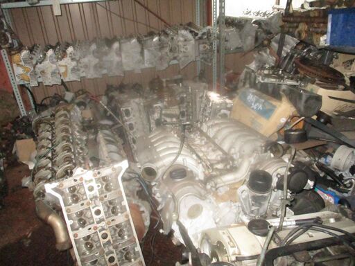 MB-120-V12エンジンリビルト済みシリンダーヘツトセツト販売