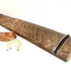 和楽器　琴　箏　くり甲　上角　美品　新糸 和楽器 琴 箏 くり甲 上角 美品 新糸 和楽器琴箏