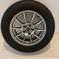 スタッドレス　205/65R16 VRX ブリザック　ヤリスクロス