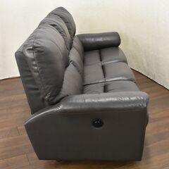 ≪zyt1301ジ≫ 3人掛け電動リクライニングソファ ニトリ製？ 本革 フットレスト/フラット/3Pソファ 若干難あり 60106-07