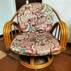 籐製の椅子　良品　大型
