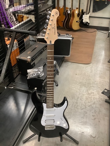 【YAMAHA PACIFICA 012】エレキギター販売中
