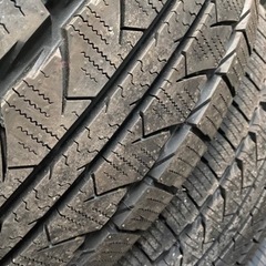 ナンカン　スタッドレス　225/75/R16  4本　2021年製