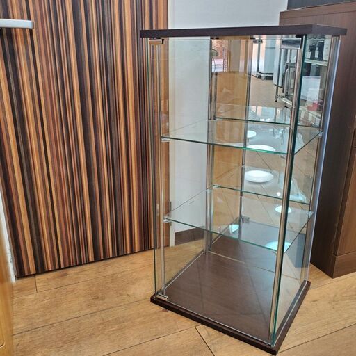 コレクションボード・飾り棚