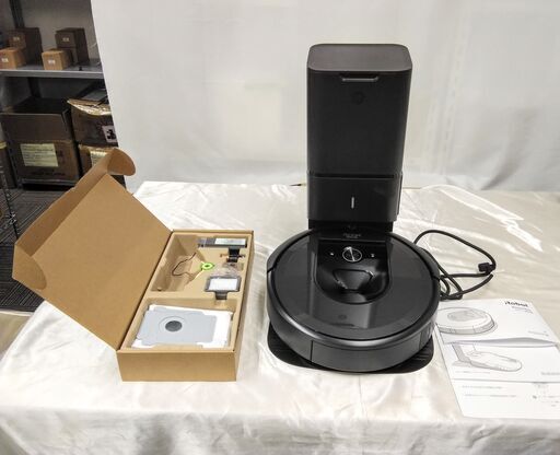 美品 iRobot アイロボット Roomba ロボット掃除機　ルンバi7+ 本体　クリーンベース　付属品　説明書