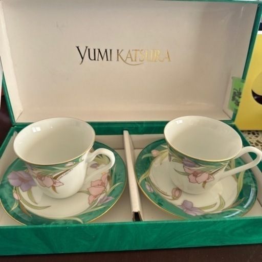 桂 由美　　陶器　　　　ベアー碗皿