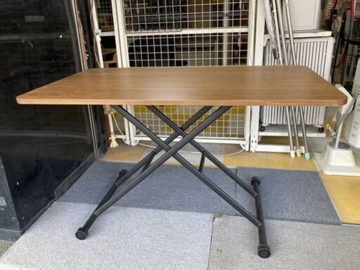 【リサイクルストアスターズ鹿大店】中古 New tranqista テーブル ニュートランキスタ 昇降テーブル ブラウン 木目調