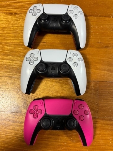 ps5コントローラー3個