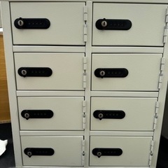 取引中】貴重品ロッカー 2列4段 8人用 ダイヤル錠 金庫