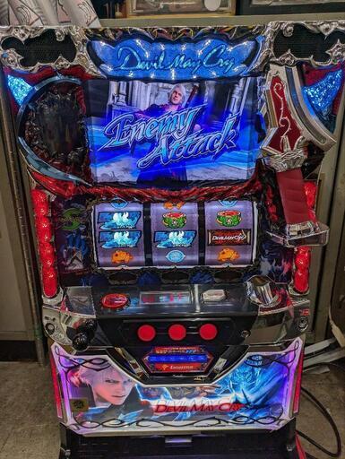 パチスロ実機 デビルメイクライ4 コイン不要機 ID：126-012703-007