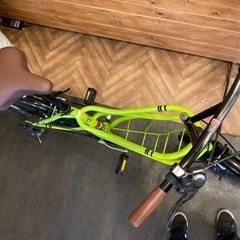 【ドッペルギャンガー330ROADYACHT前後タイヤ・チューブ新品！】7段変速　20インチミニベロ　ライムグリーン