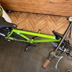 チェーン新品！】6段変速 700×28cクロスバイク モスグリーン