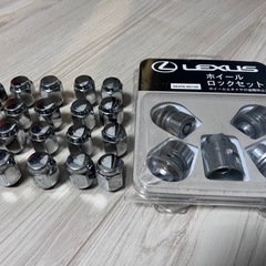 レクサスNX300h 空気圧センサー付き アルミホイール スタッドレスタイヤ付き