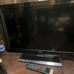 TOSHIBA 32インチ　液晶テレビ