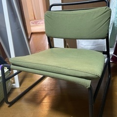 緑の椅子　10日まで！無料