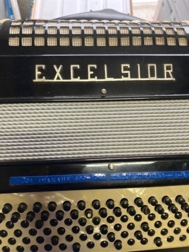 Excelsior Mini Melodeon DG Used 21 Button, 9 Bass Single