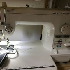 ブラザージューキ家庭用職業ミシンNouvelle450