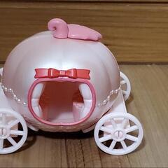 かぼちゃの馬車 ピンク色 ガチャガチャ