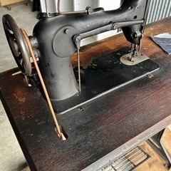 ★完動品★SINGER シンガー 足踏みミシン アンティーク レトロ コレクション　ベルト張替え済