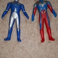 ウルトラマンコスモスとゼロ ソフビ