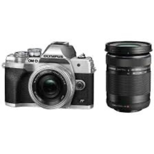 新品未開封オリンパス 小型一眼カメラ　２本レンズキット（電動ズーム＋望遠）　４Ｋ OM-D E-M10 Mark4 EZダブルズームキット　シルバー
