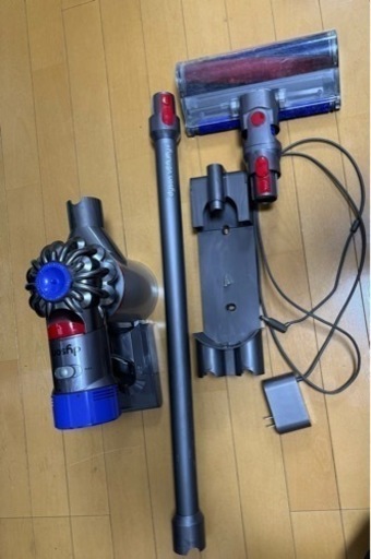 お取引中  ダイソン掃除機 V8