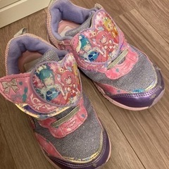 女の子の靴