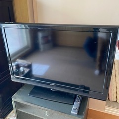 液晶テレビ　2010年製