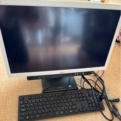 富士通　デスクトップパソコン