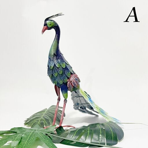置き物 インテリア 孔雀 ガーデニング 庭 アイアンアート 装飾 2パターン 鳥 Bird 玄関 ベランダ デッキ ポーチ 屋外 A