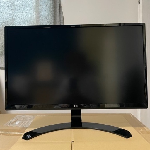 LG 24UD58-B　4Kモニター