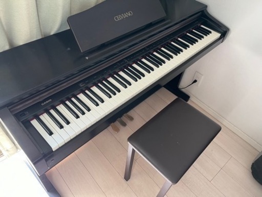 電子ピアノ