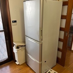 冷蔵庫2013年式
