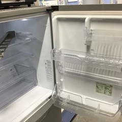 AQUA    ３ドア冷蔵庫　272L    2015年製　自動製氷なし　中古品