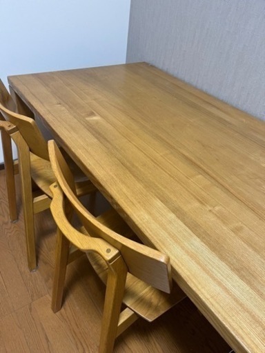 4人掛けダイニングテーブル(セットチェア2脚付き)