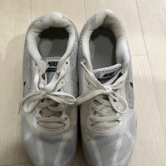 NIKE  24cm ランニングシューズ