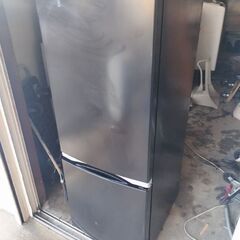 高年式20年2ドア153L東芝冷蔵庫 GR-R15BS