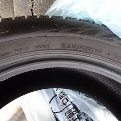 ブリヂストン BLIZZAK VRX2 225/55R17 97Q スタッドレス4本 2019年製4 