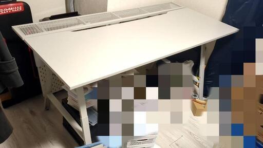 IKEA　ゲーミングPCデスク
