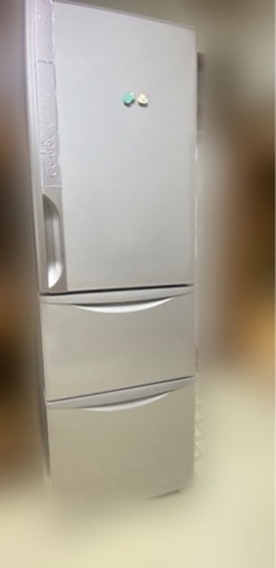 《受け渡し予定者決まりました》HITACHI冷蔵庫 3ドア 315L