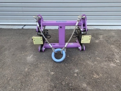 未使用品　U字溝クランプ　BUC1000A