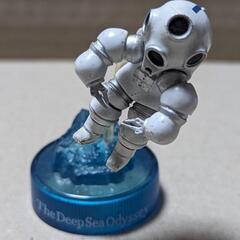 MIU深海生物フィギュアコレクション　深海探査服　白　海洋堂