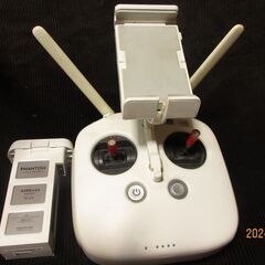 ドローン：ファントム３(ジャンク品)【予約済み】