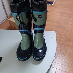 引越しに伴い家具を譲渡(長靴)