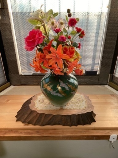 花瓶と花瓶台セットで！