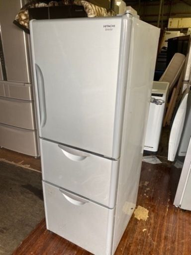 福岡市内配送無料　日立 HITACHI R-27CS-S [冷蔵庫 （265L・右開き） メタリックシルバー SLIM COMPACT（スリムコンパクト）]