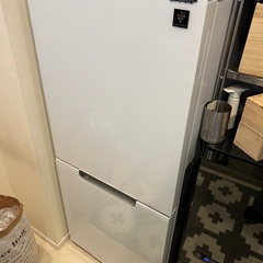 冷蔵庫　シャープSJ-GD15H