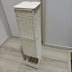 【ネット決済】ニトリ　タワー型トイレロール収納