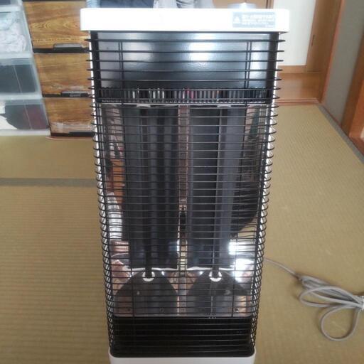 遠赤外線暖房機 CER11YS-W ダイキン工業